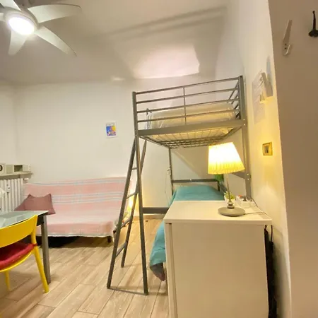 Europe Station Konukevi